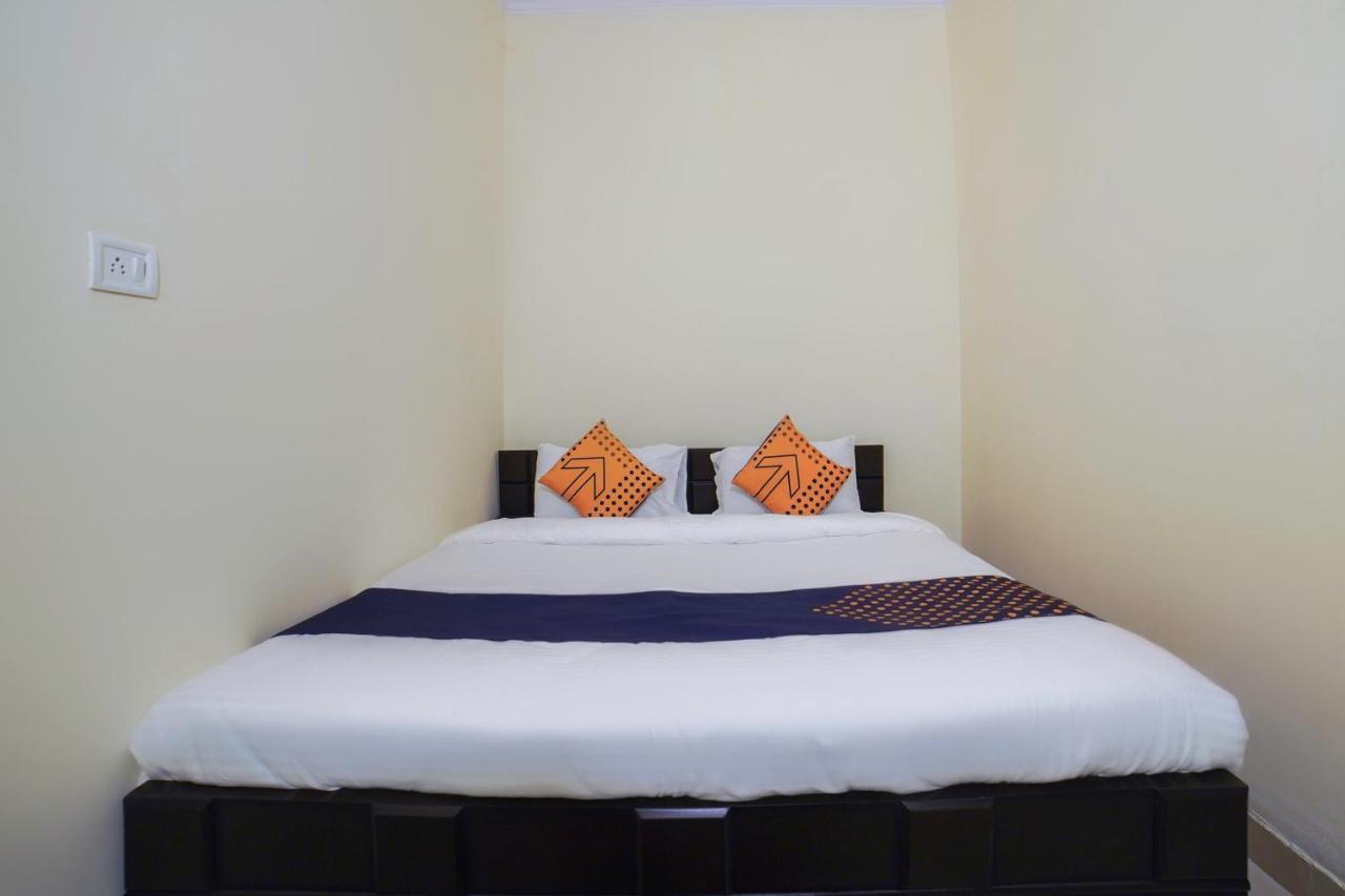 Spot On 67119 Hotel Shivam Residency Rampura  Экстерьер фото