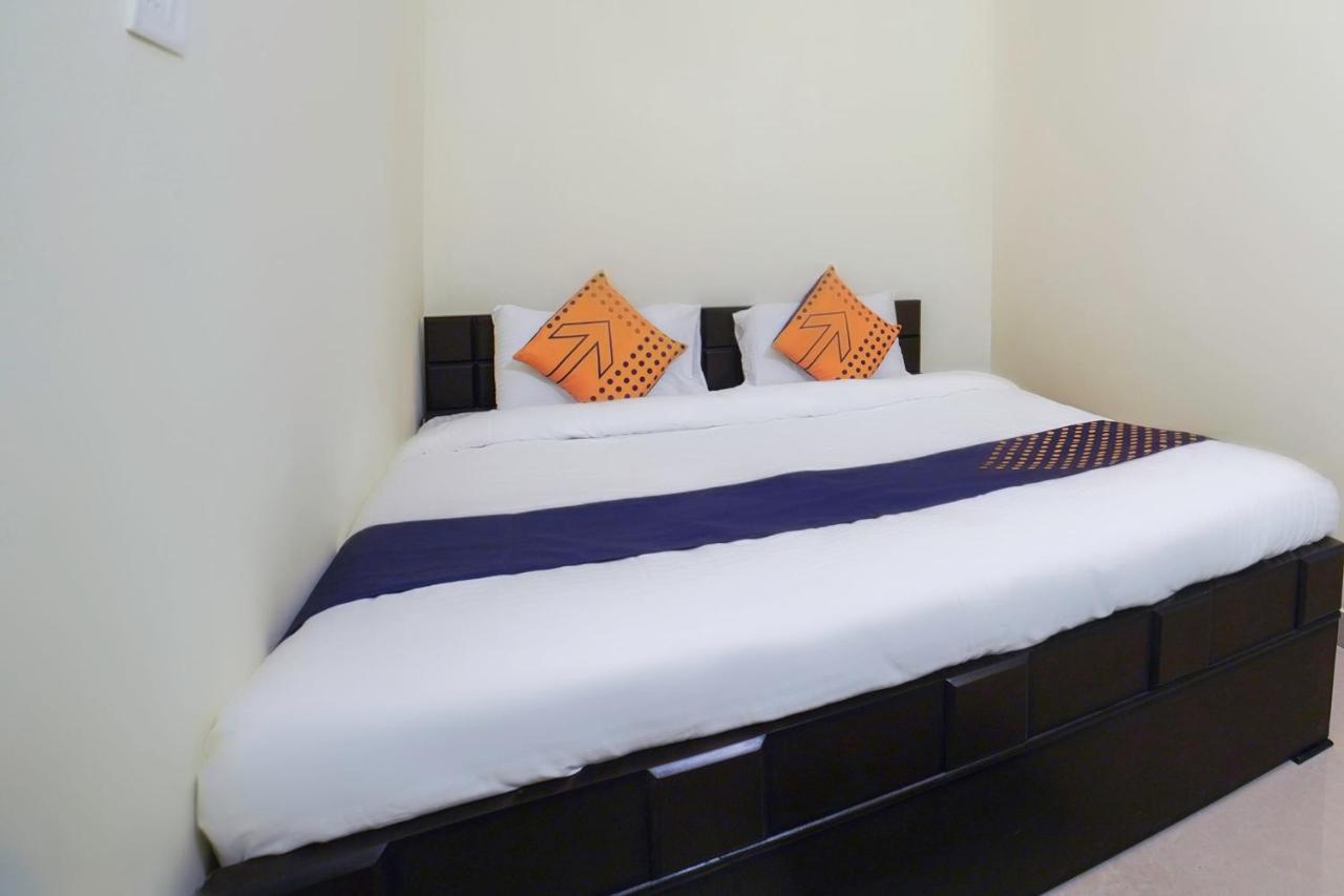 Spot On 67119 Hotel Shivam Residency Rampura  Экстерьер фото